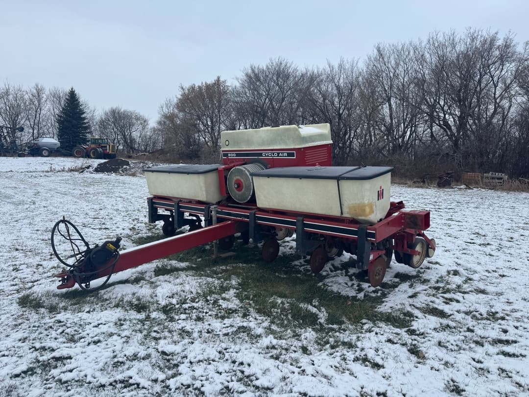 Image of International Harvester 800 Cyclo Air Primary image