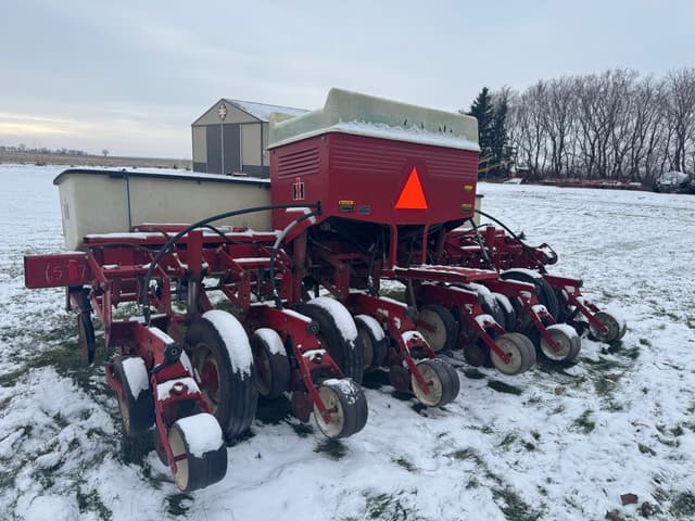 Image of International Harvester 800 Cyclo Air equipment image 4