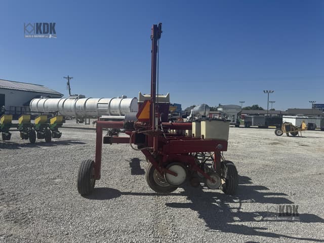 Image of International Harvester 800 Cyclo Air equipment image 3