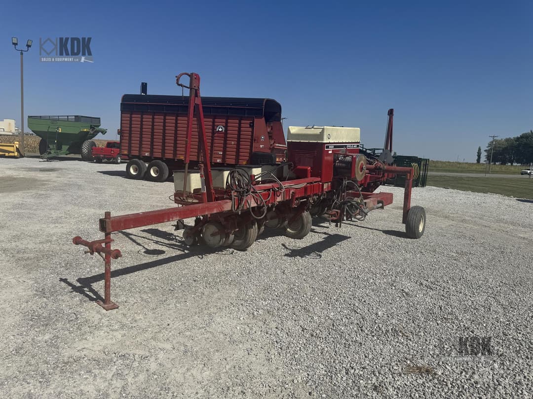 Image of International Harvester 800 Cyclo Air Primary image