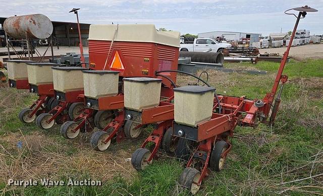 Image of International Harvester 800 Cyclo Air equipment image 4
