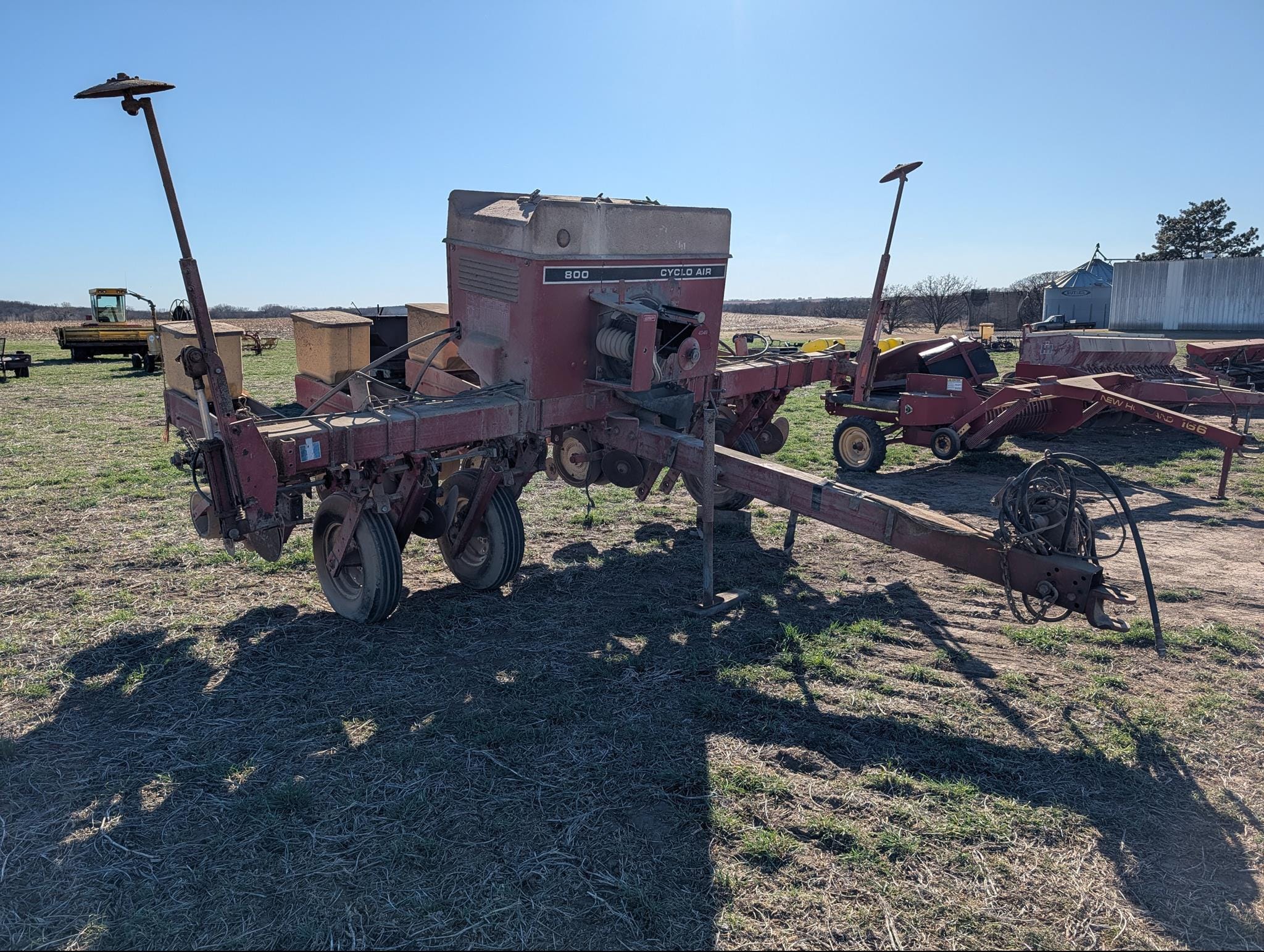 International Harvester 800 Cyclo Air Equipment Image0