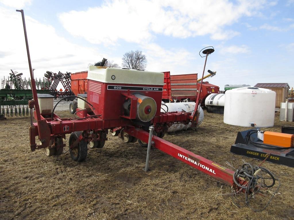 Image of International Harvester 800 Cyclo Air Primary image