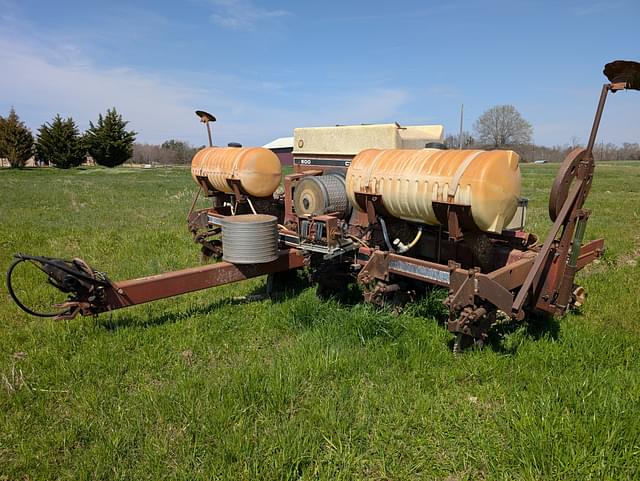 Image of International Harvester 800 Cyclo Air equipment image 1