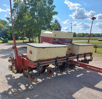 Main image International Harvester 800 Cyclo Air