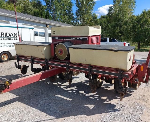 Image of International Harvester 800 Cyclo Air equipment image 1