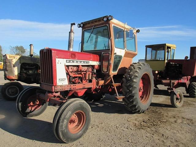 Image of International Harvester 806 equipment image 1