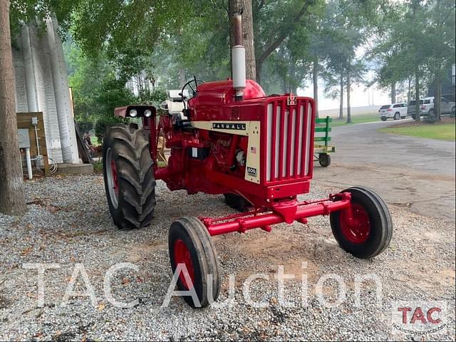 Image of International Harvester 806 equipment image 2