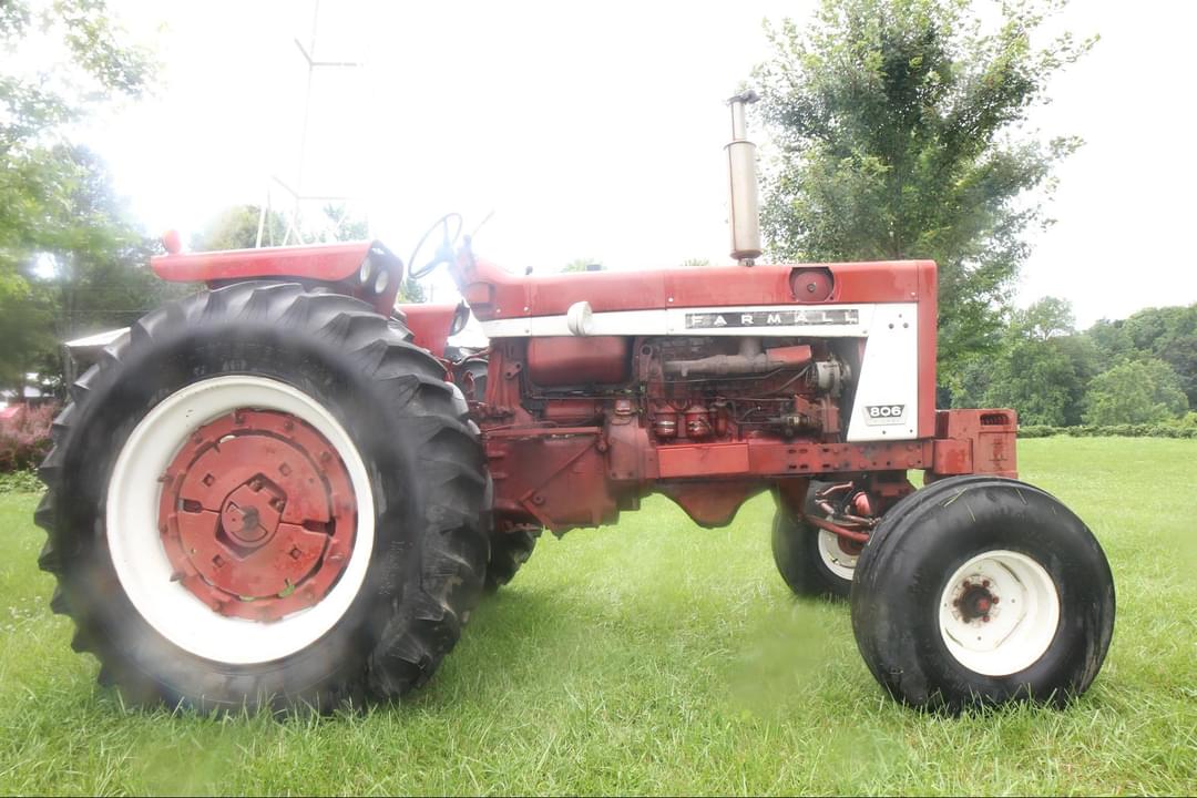 Image of International Harvester 806 Primary image