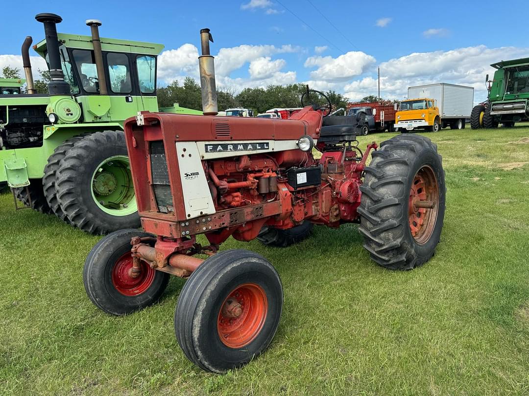 Image of International Harvester 806 Primary image