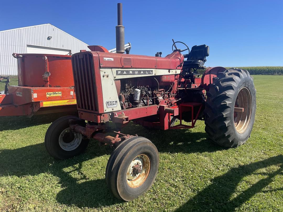 Image of International Harvester 806 Primary image