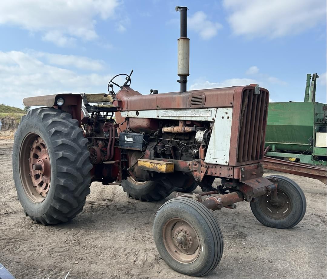 Image of International Harvester 806 Primary image