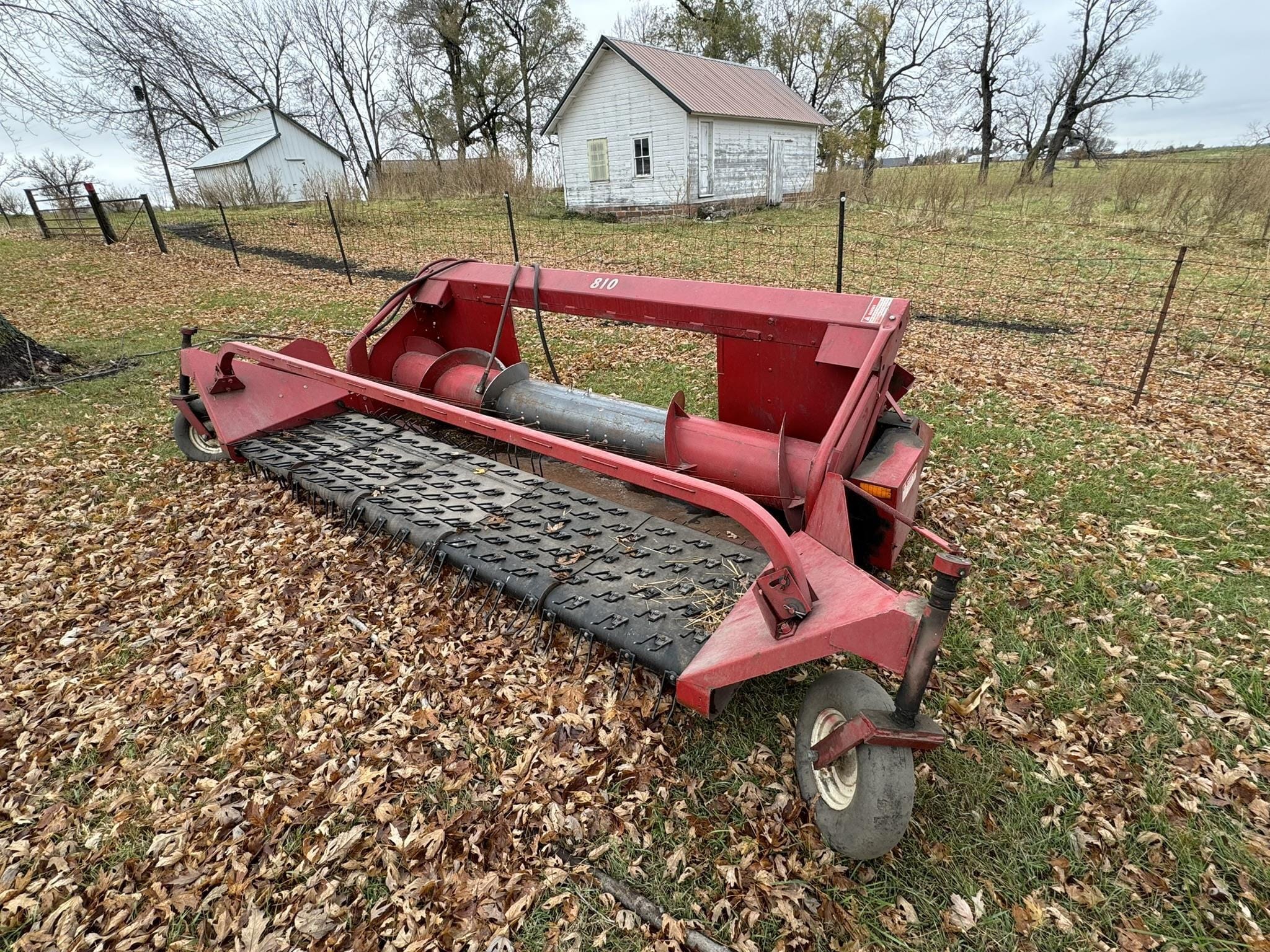 Main image International Harvester 810-10