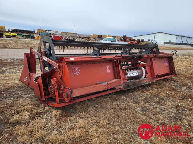 Image of International Harvester 820 equipment image 3