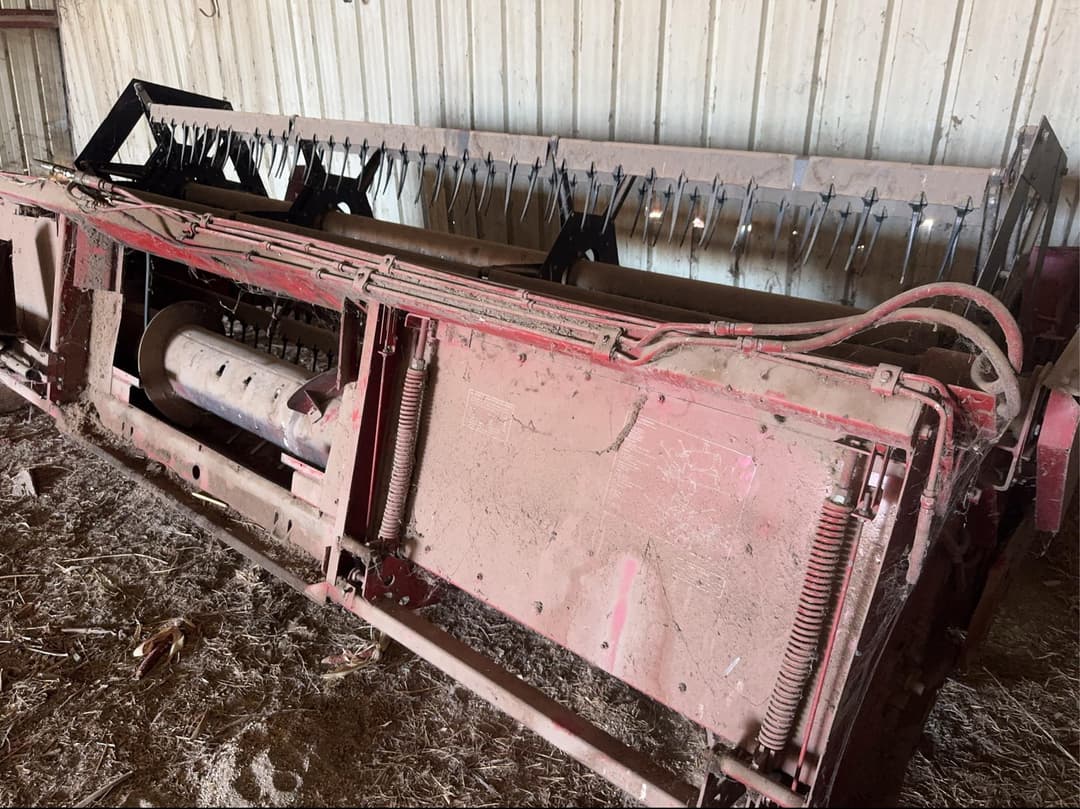 Image of International Harvester 820 Primary Image