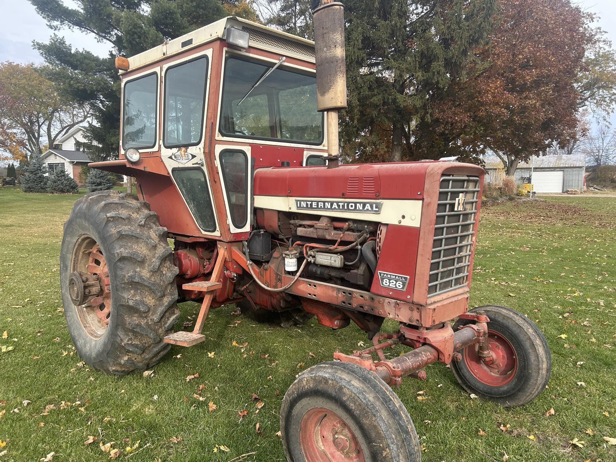 International Harvester 826 Equipment Image0