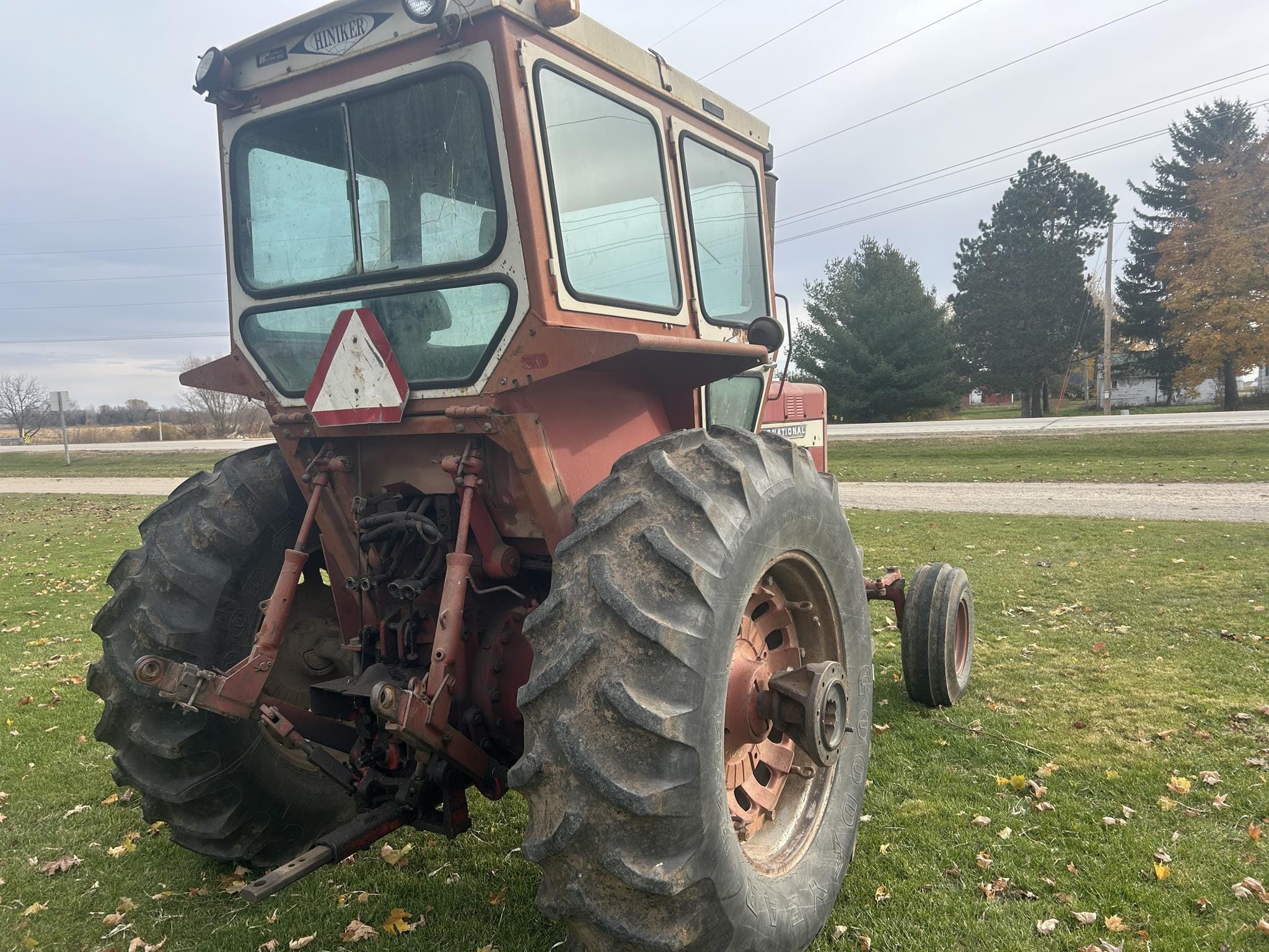 International Harvester 826 Equipment Image0