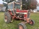 International Harvester 826 Image