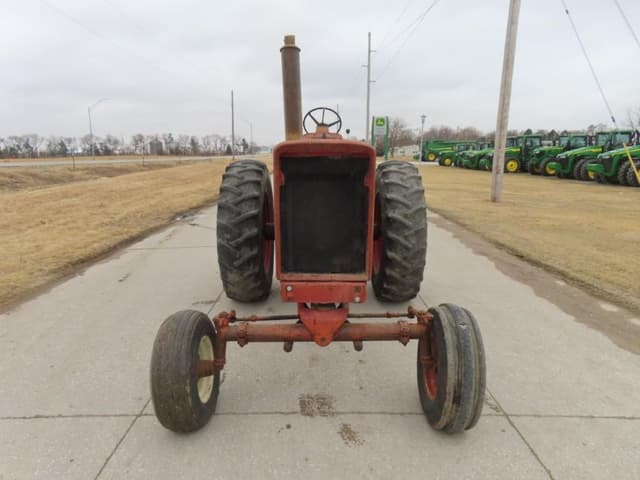 Image of International Harvester 826 equipment image 2