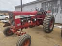 International Harvester 826 Image