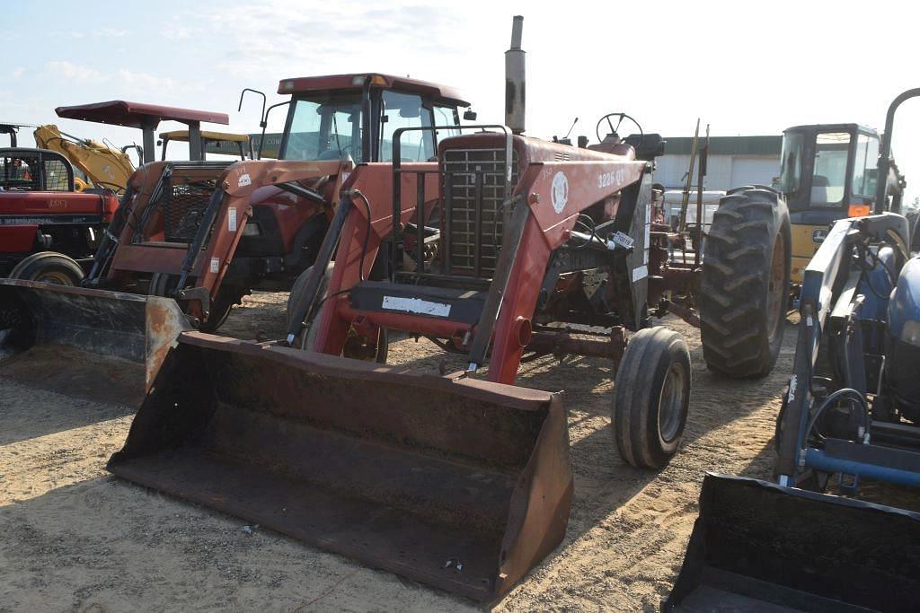Image of International Harvester 826 Primary image