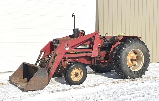 Image of International Harvester Hydro 84 equipment image 2