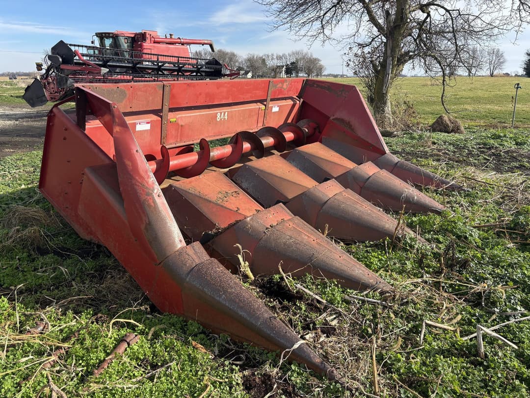 Image of International Harvester 844 Primary image