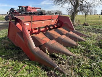 Main image International Harvester 844