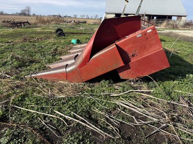 Image of International Harvester 844 equipment image 1