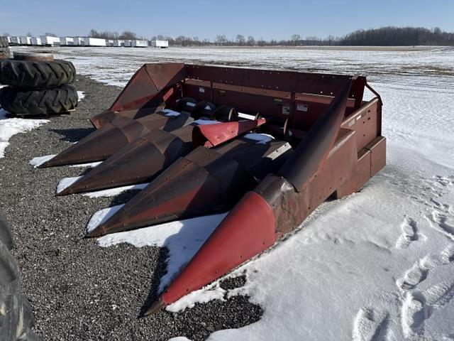 Image of International Harvester 844 equipment image 1