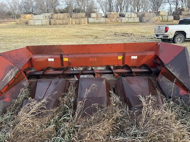 Image of International Harvester 844 equipment image 1