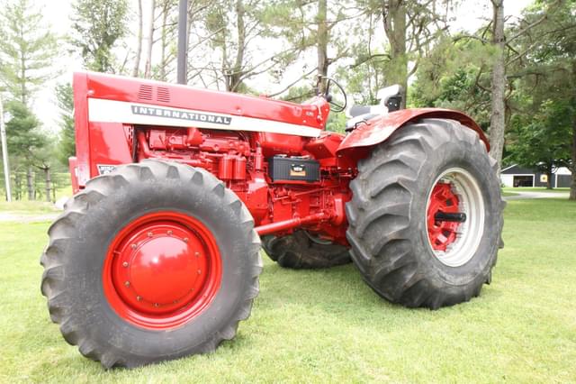 Image of International Harvester 856 equipment image 3