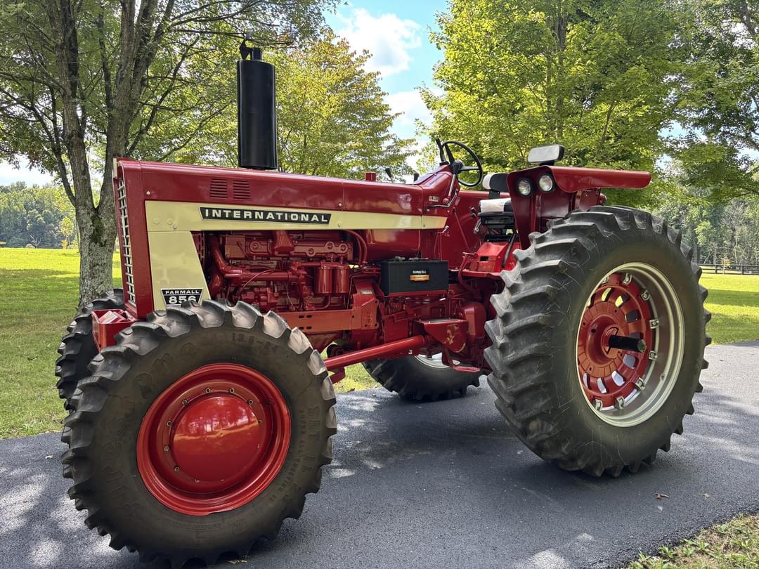 Image of International Harvester 856 Primary image