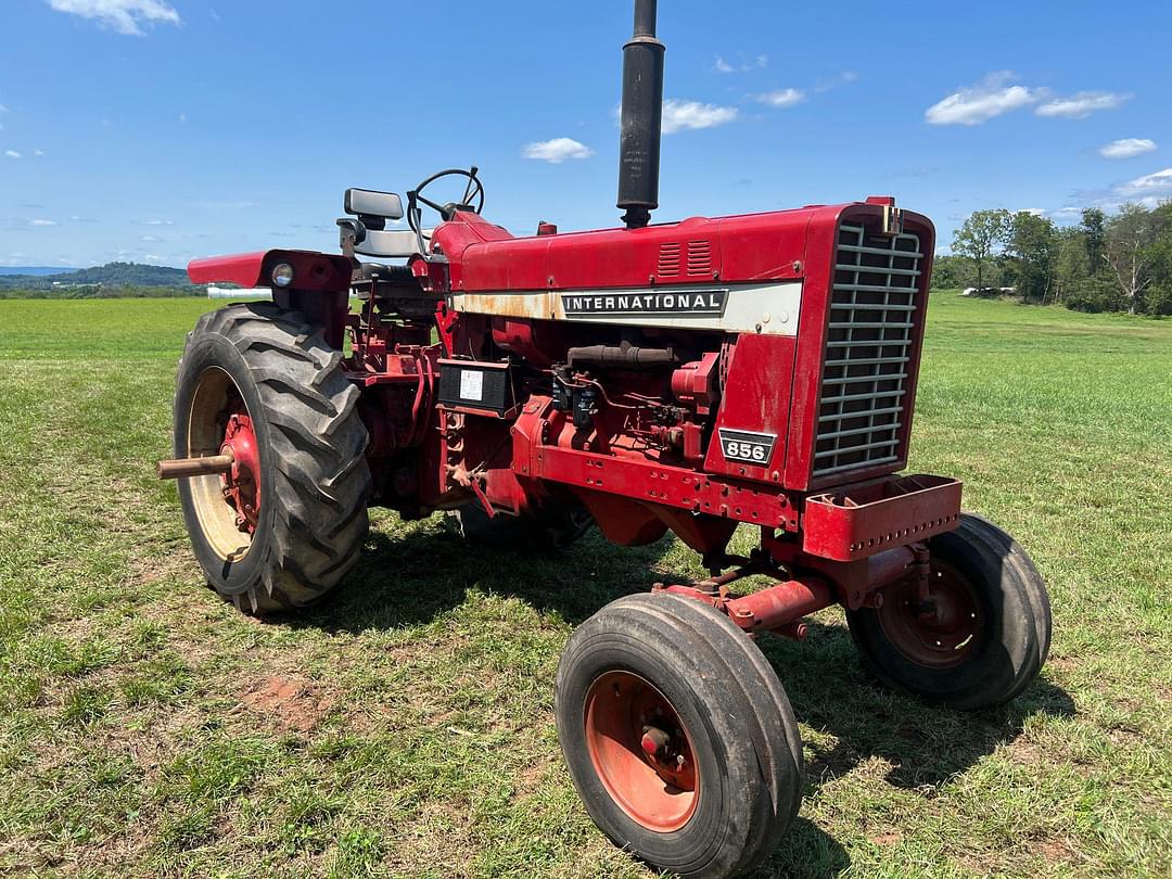 Image of International Harvester 856 Primary image