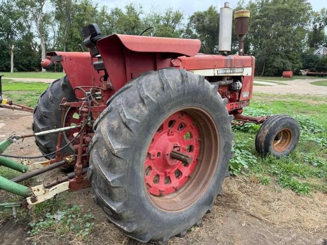Image of International Harvester 856 equipment image 2