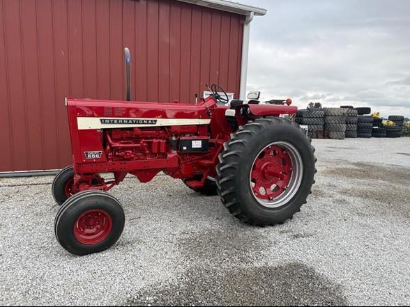 Image of International Harvester 856 Primary image