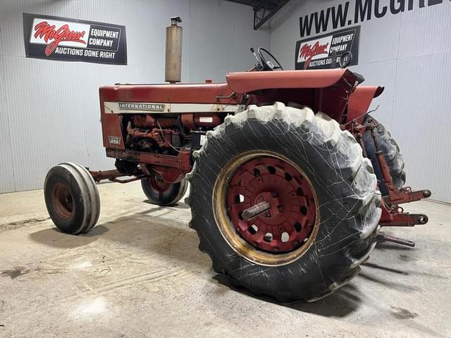 Image of International Harvester 856 equipment image 2