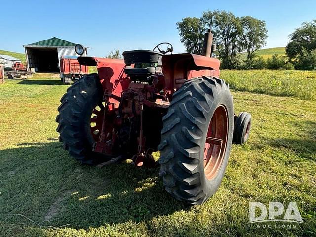 Image of International Harvester 856 equipment image 4