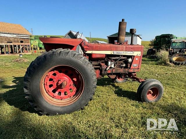 Image of International Harvester 856 equipment image 2