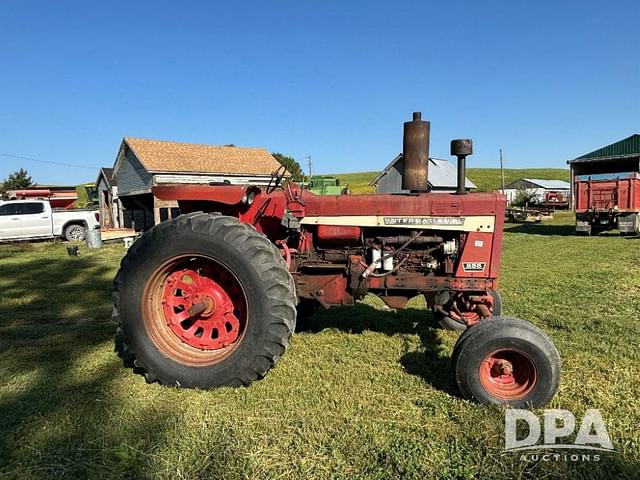 Image of International Harvester 856 equipment image 1