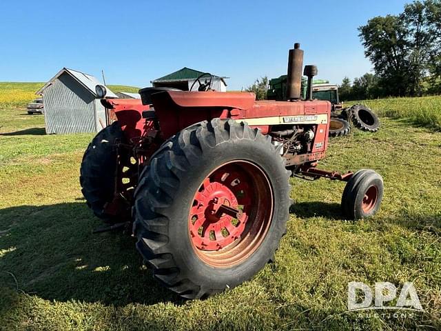 Image of International Harvester 856 equipment image 3