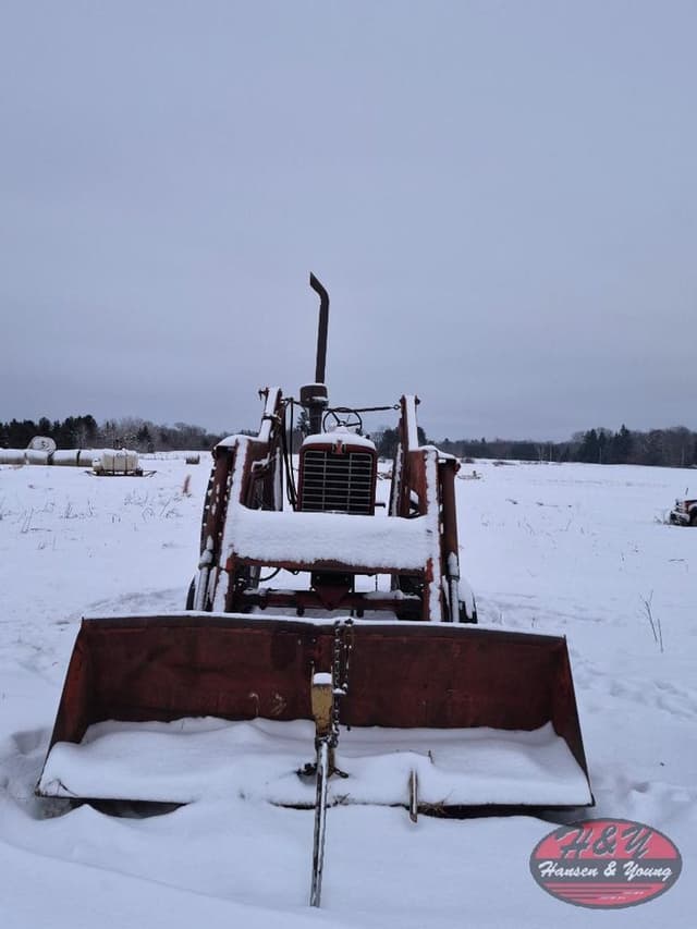 Image of International Harvester 856 equipment image 2