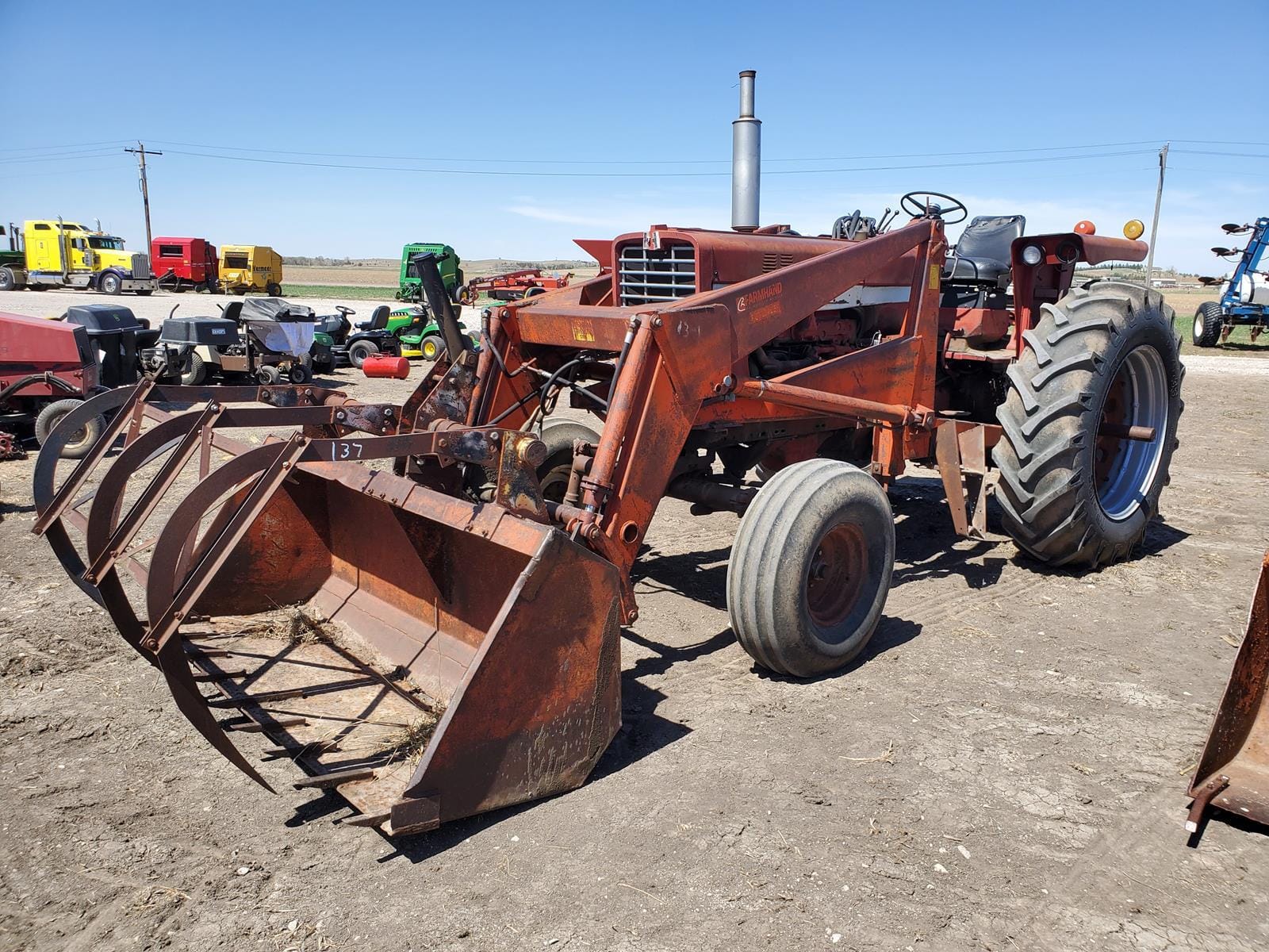 Main image International Harvester 856