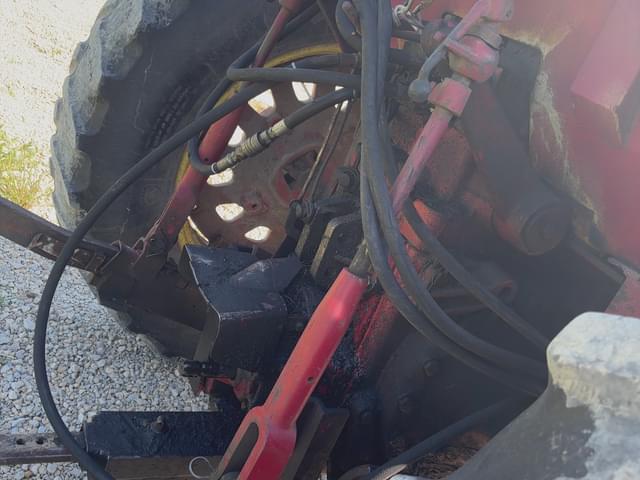 Image of International Harvester 856 equipment image 4