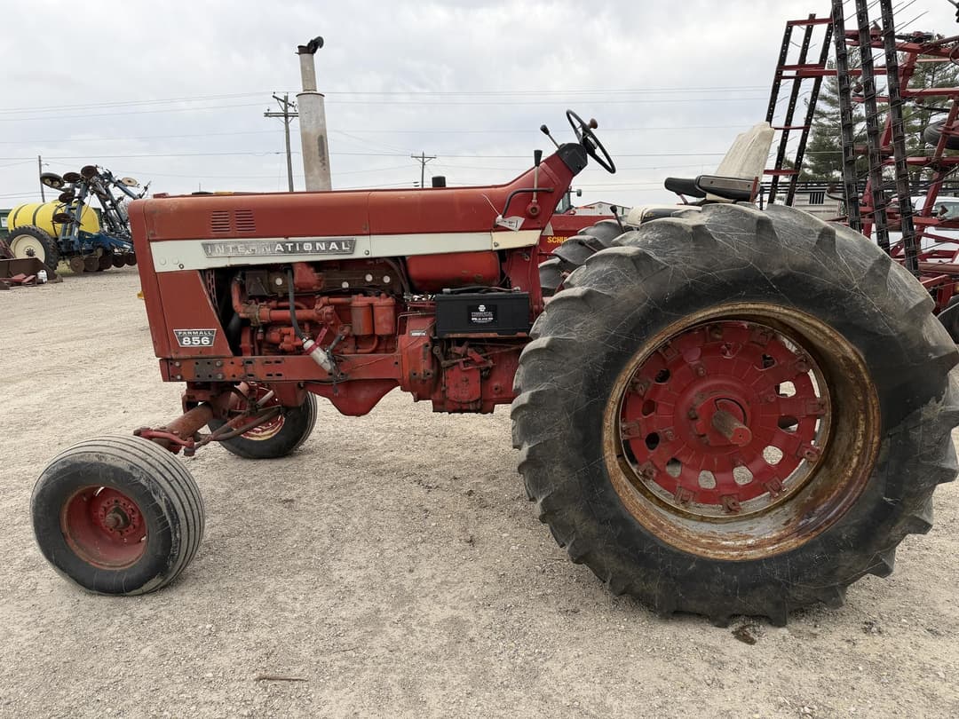Image of International Harvester 856 Primary image