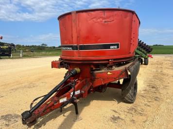 Main image International Harvester 8610