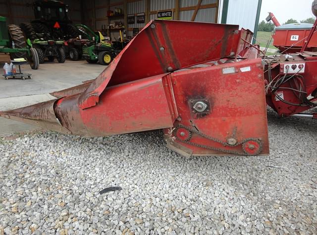 Image of International Harvester 863 equipment image 4