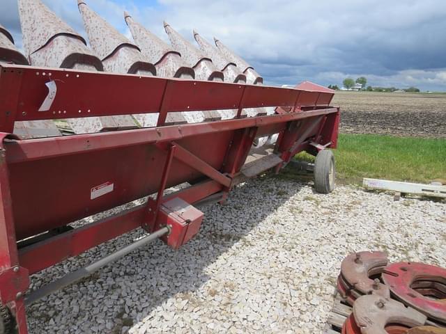 Image of International Harvester 883 equipment image 2