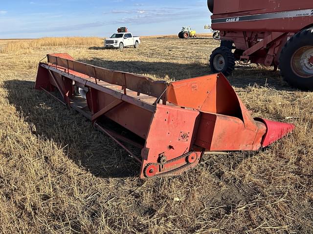 Image of International Harvester 883 equipment image 3