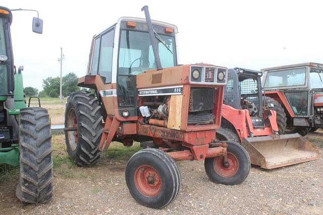 Image of International Harvester 886 equipment image 3